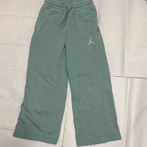 Jordan Kids Mint Green Sweatpants with White Jumpman